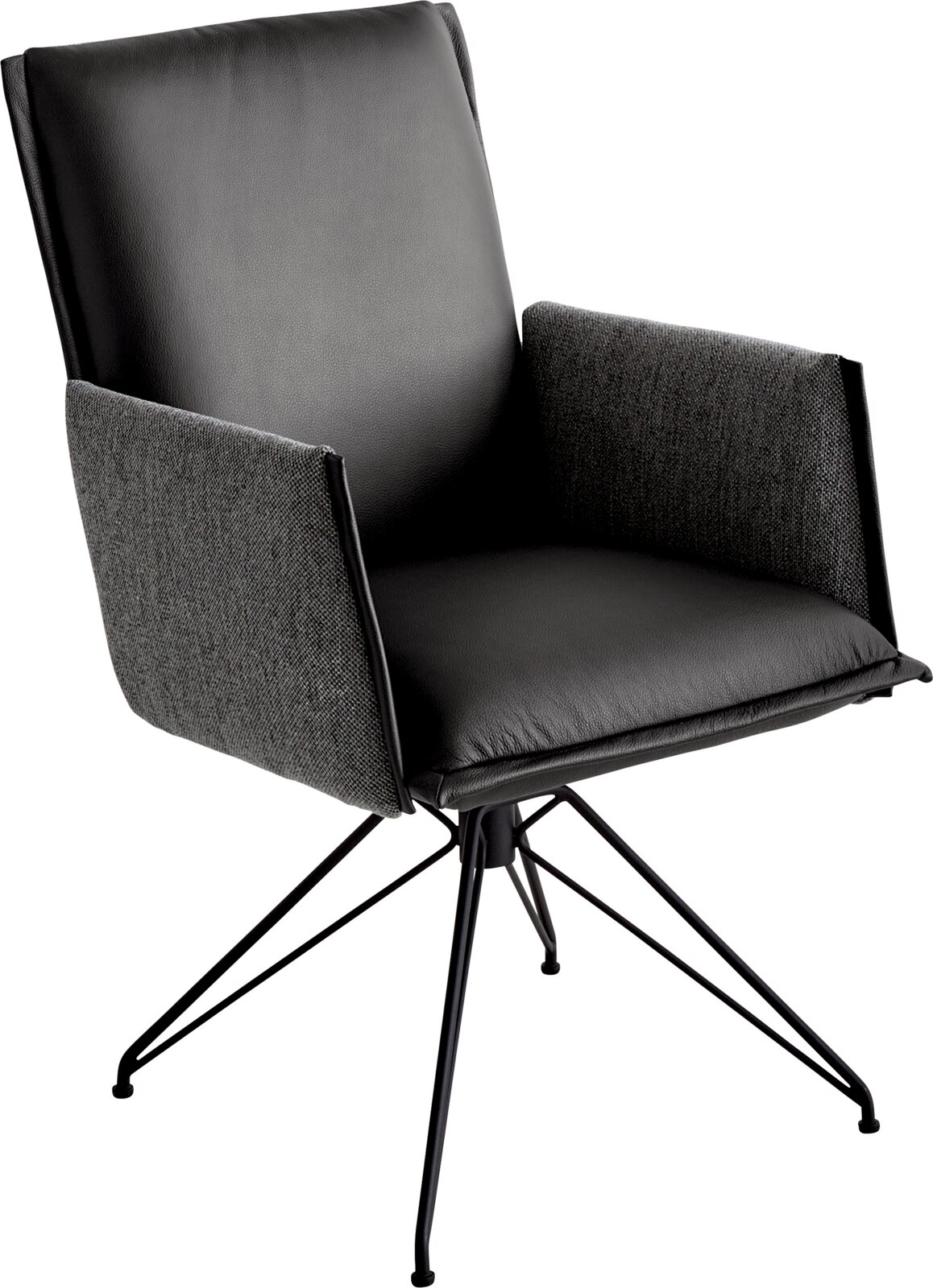 Koinor Fauteuil FIORA Schwarzer gepolsterter Drehstuhl mit Armlehnen in grau meliertem Stoff und schwarzem Metall-Fußkreuz, freigestellt, in schräger Frontansicht
