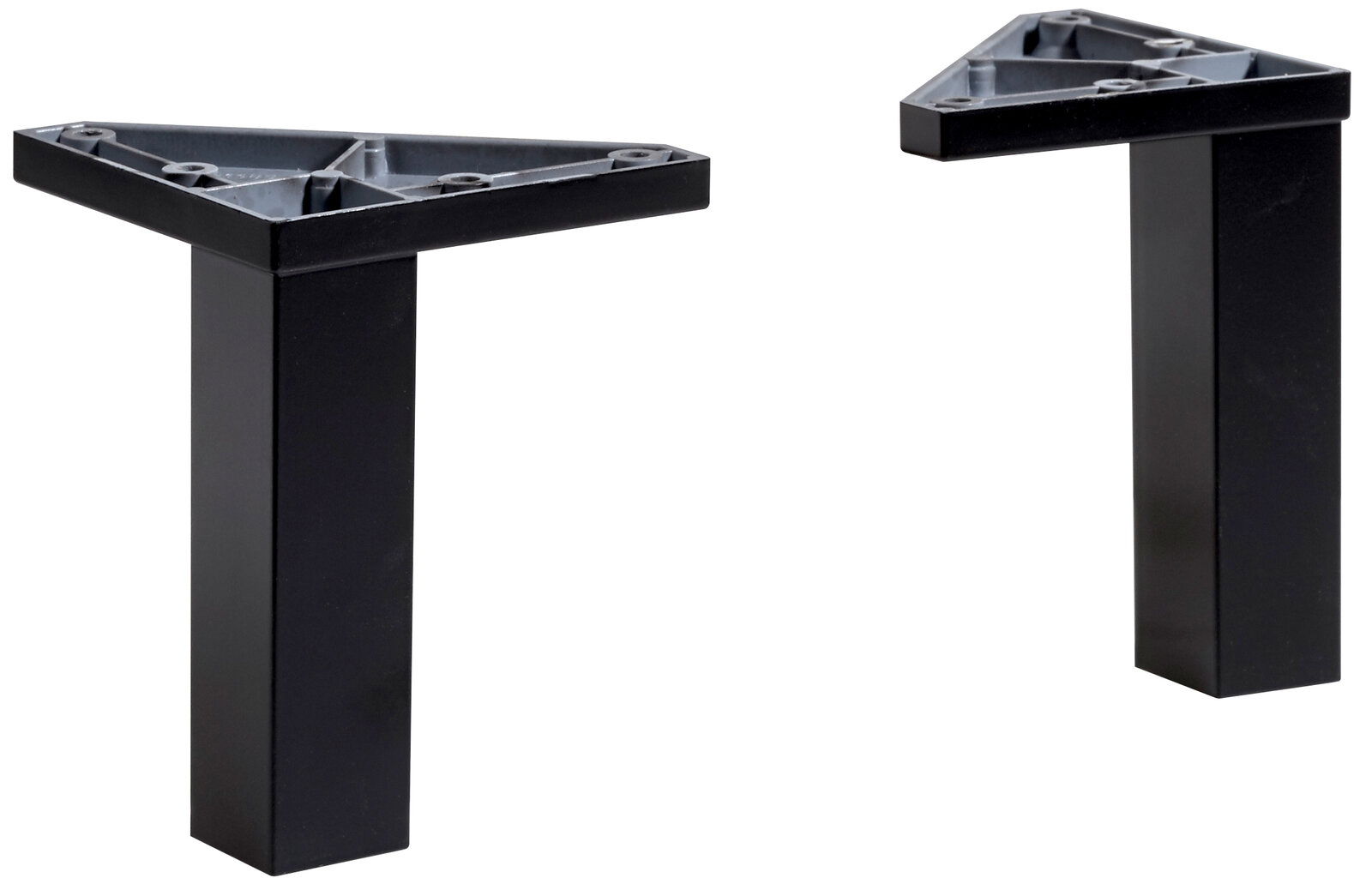 XORA Fuß-Set, 2-teilig XO1000 Zwei schwarze, dreieckige Möbelfüße aus Metall, perspektivisch von der Seite fotografiert.