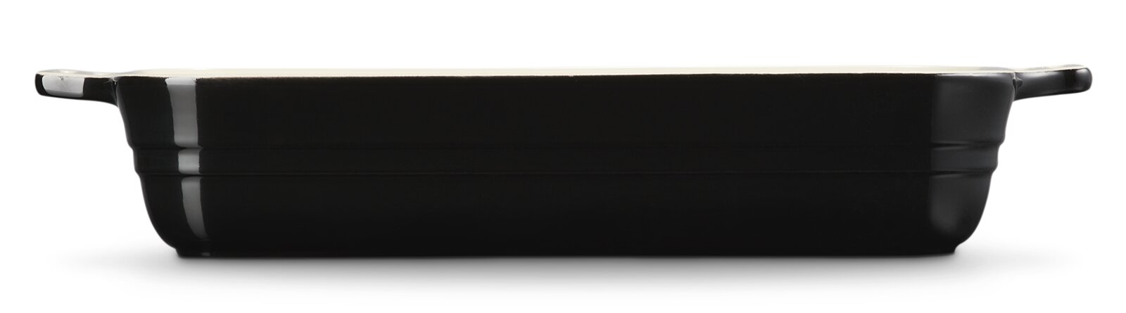 Schwarze Auflaufform, seitliche Perspektive, 25 cm lang, mit Griffen an beiden Enden.