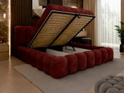 Gestoffeerd bedframe in rood met opklapbare matrasbeschermer, zijaanzicht
