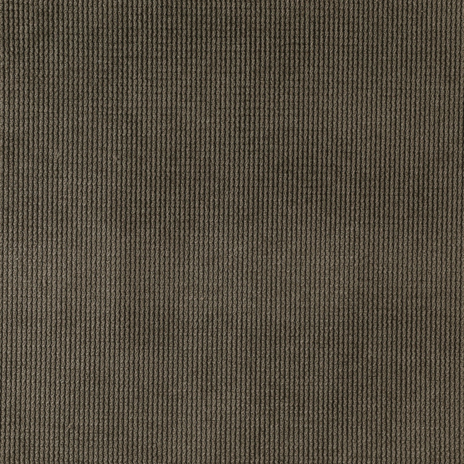 Nahaufnahme eines strukturierten, dunkelgrauen Stoffes mit feinen, vertikalen Linien.