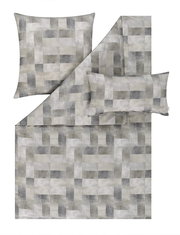 Bettwäsche-Set mit geometrischem Muster in Grau- und Beigetönen, bestehend aus Kissen- und Deckenbezug, aus der Vogelperspektive fotografiert.