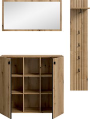 Holz-Badezimmerschrank mit großem Spiegel und geöffneten Lamellentüren, Innenfächer sichtbar, Frontansicht