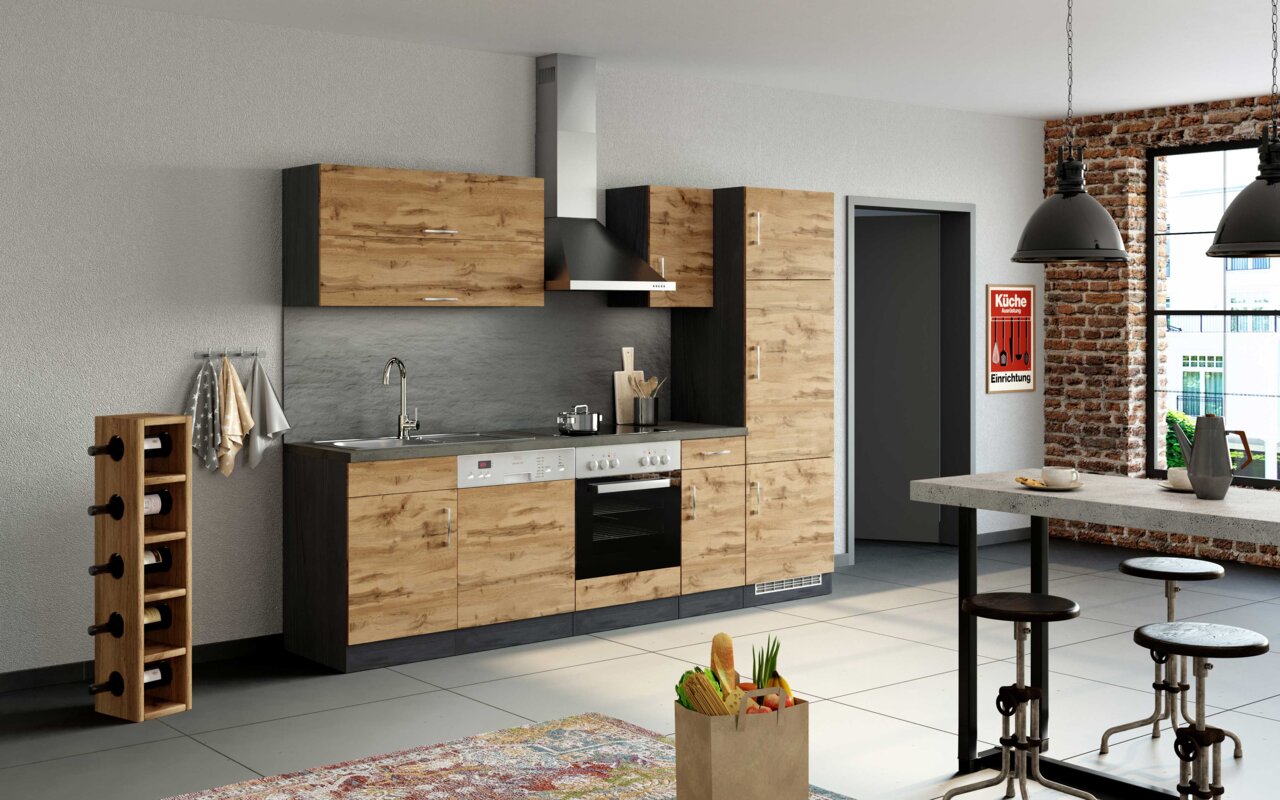 Moderne keukenblok in houtlook met elektrische apparaten, zijaanzicht