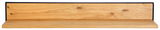 Frontale Ansicht eines Wandregals aus Holz mit natürlicher Maserung.