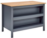 Kücheninsel mit grauem Korpus und Holzarbeitsplatte, seitliche Perspektive