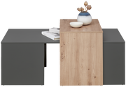 Moderner Couchtisch mit grauer und holzfarbener Oberfläche, dekoriert mit einer Vase und einer Schale, frontal betrachtet.