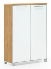 Hoch-Schuhkommode aus Holz mit zwei weißen Türen, seitliche Perspektive