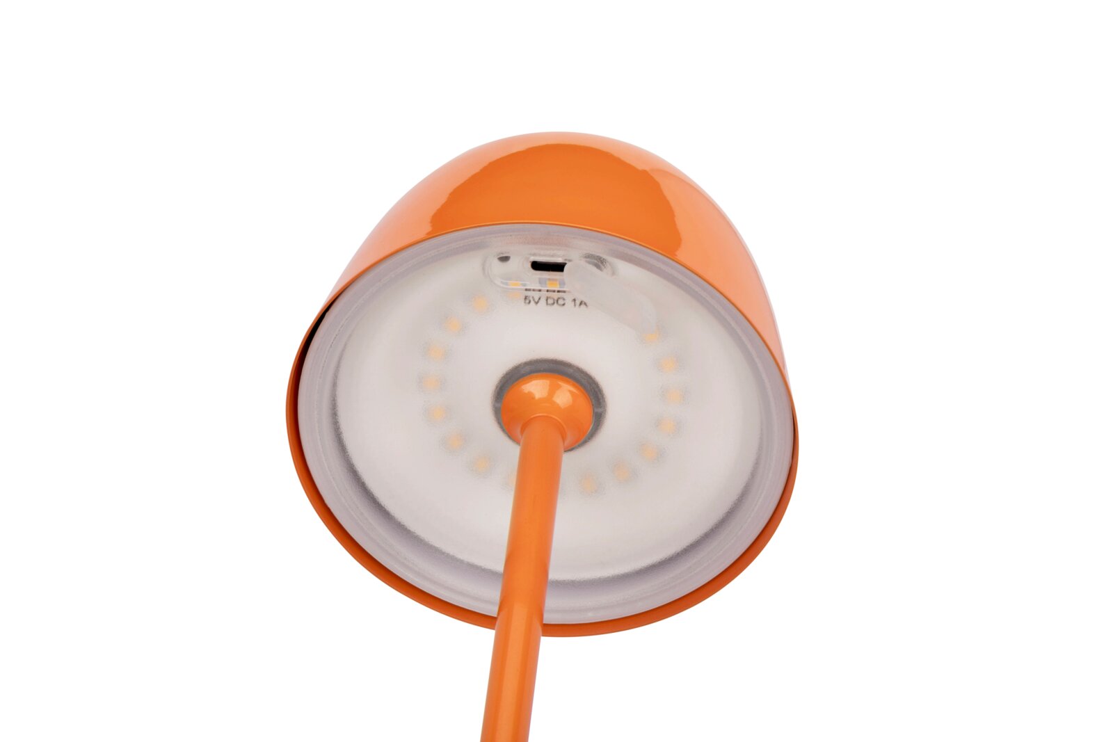 Unteransicht einer orangefarbenen Akku-Tischleuchte mit sichtbarem USB-Anschluss und LED-Lichtern.