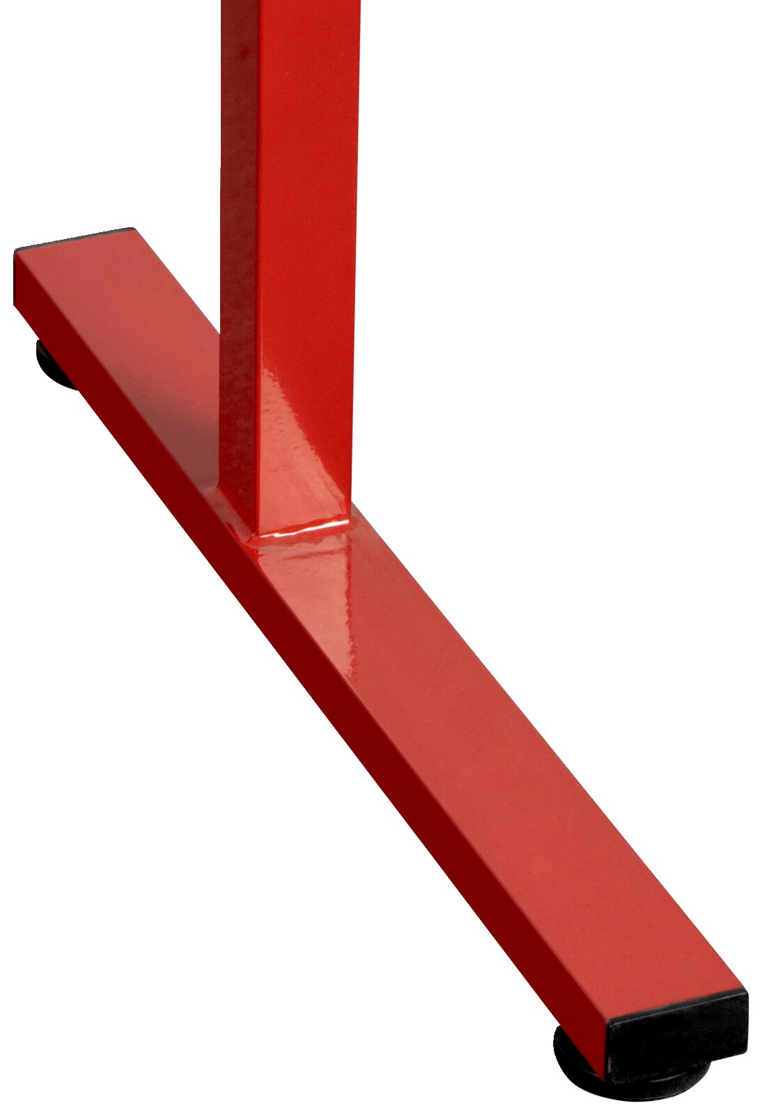 Close-up van een rood tafelpootje van een gamingtafel, gezien vanaf de zijkant
