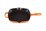 Grillpfanne 26cm in Ofenrot, quadratische Form mit Rillen, aus der Vogelperspektive
