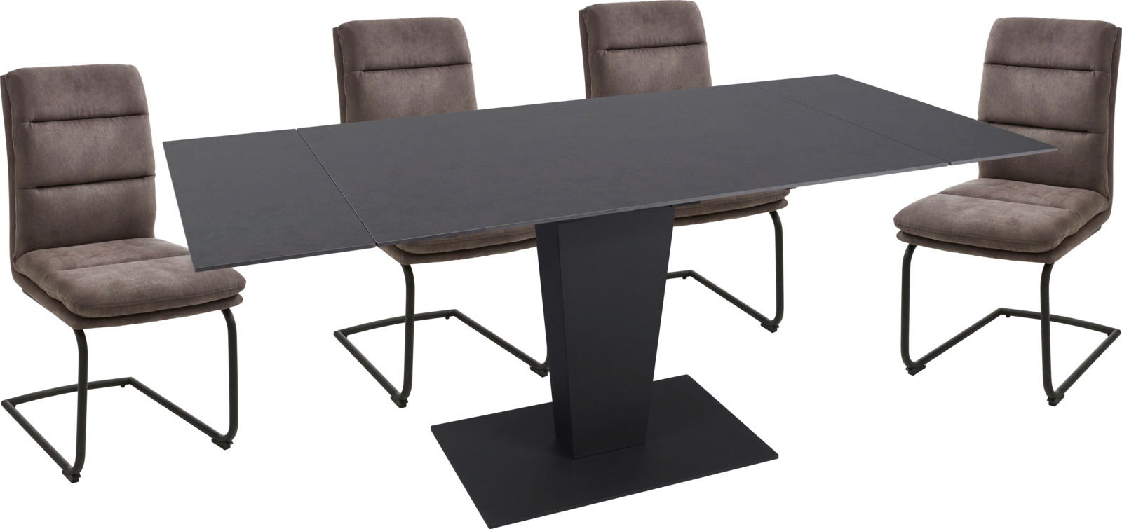Moderner Esstisch mit schwarzer Tischplatte und zentralem Standfuß, umgeben von vier gepolsterten Stühlen in seitlicher Perspektive.