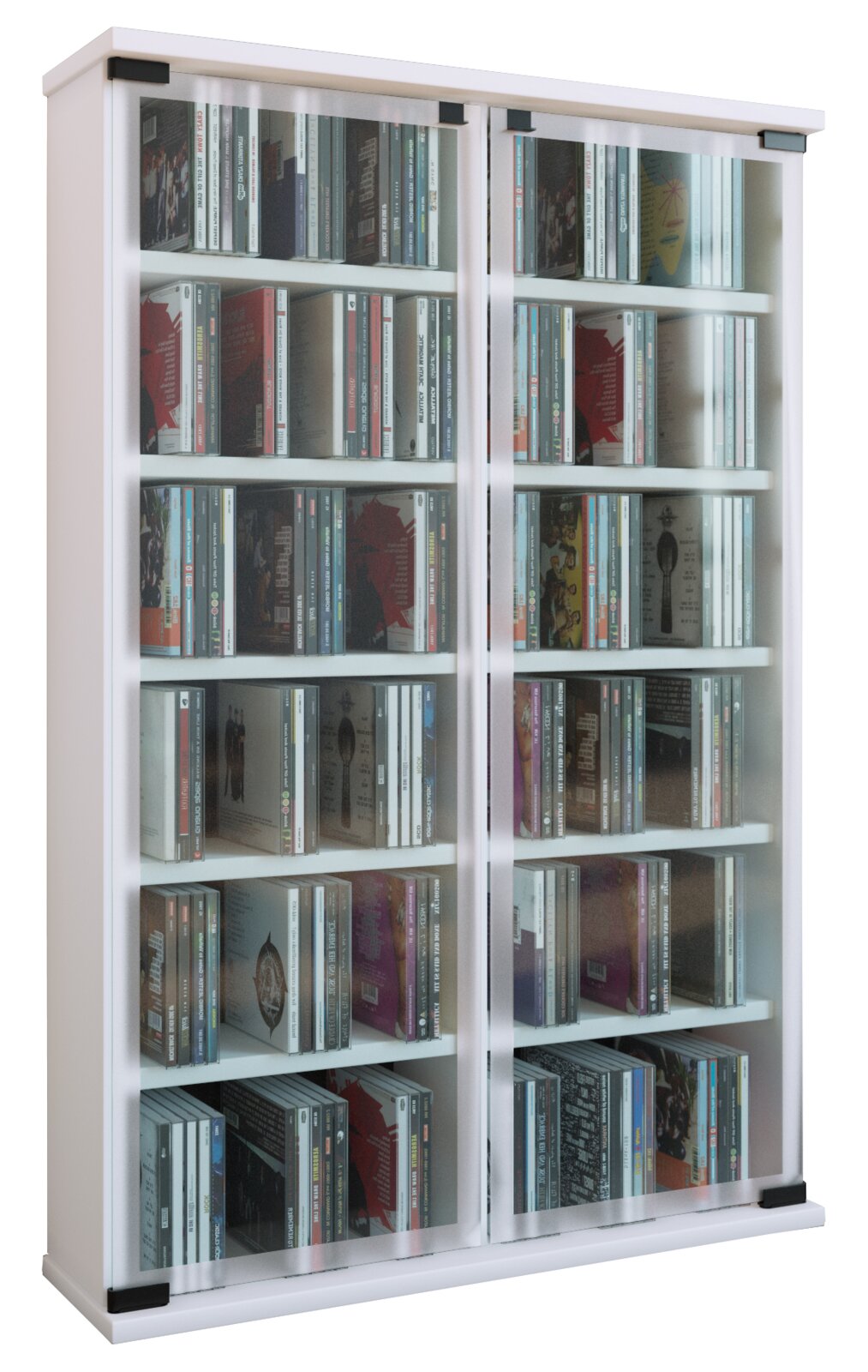 Weißer CD-Schrank mit zwei Glas-Schiebetüren und mehreren Regalböden, gefüllt mit CDs, in leichter Frontansicht (schräg von vorn) freigestellt auf weißem Hintergrund.