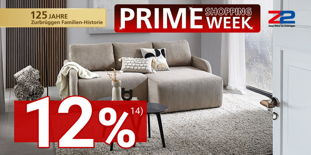 Modernes Wohnzimmer mit beigem Ecksofa, Teppich und Couchtischen, präsentiert zur Prime Shopping Week