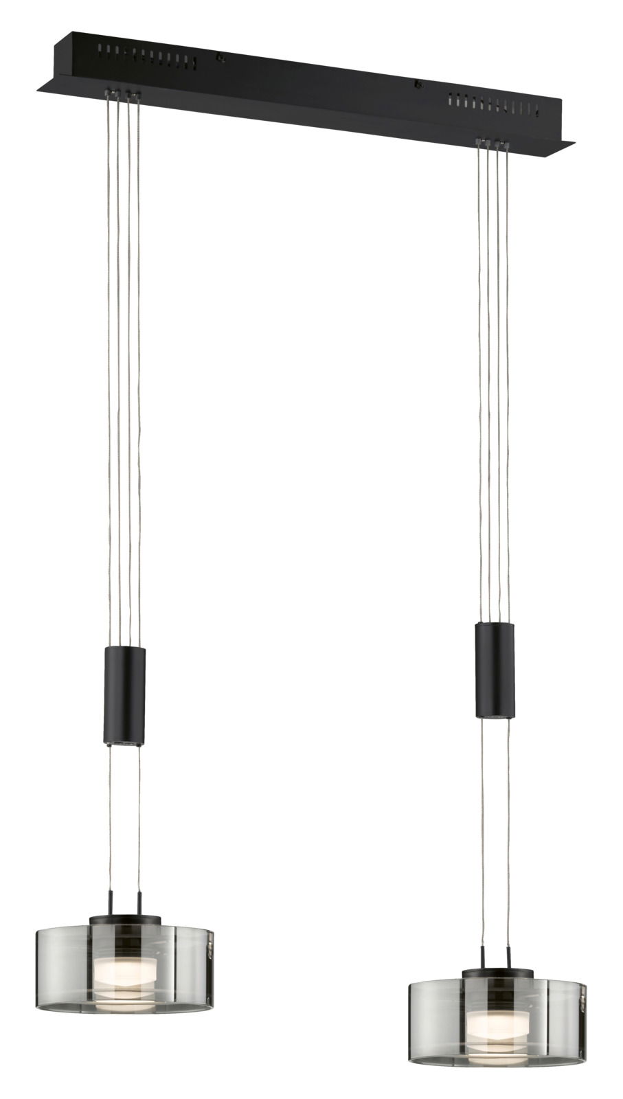 Moderne Pendelleuchte Lavin mit zwei zylindrischen Lampenschirmen aus Glas, hängend an schwarzen Kabeln, seitliche Perspektive.