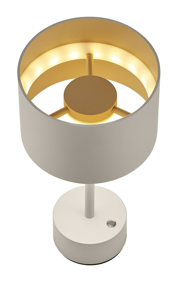 Musterring Akku-Tischleuchte LOOP Moderne Akku-Tischleuchte in Weiß und Gold, von oben betrachtet, mit rundem Lampenschirm und integriertem Schalter auf der Basis.
