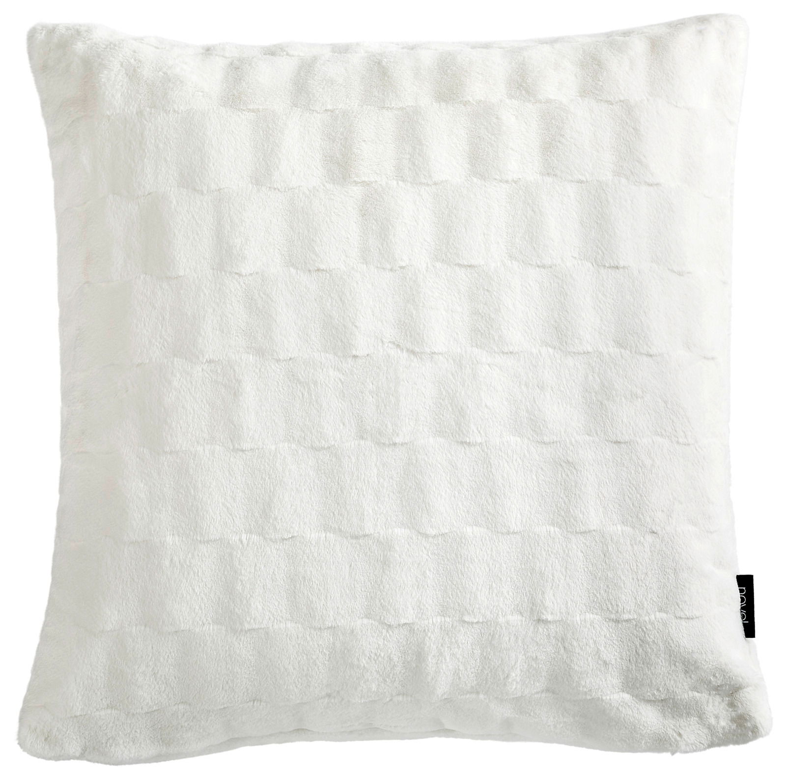 Weiße Fellkissenhülle in quadratischer Form, frontal fotografiert.