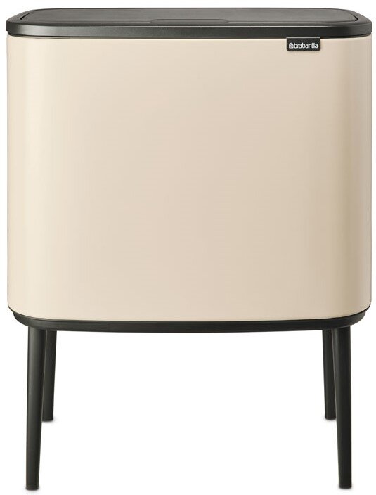 Moderner cremefarbener Abfalleimer mit schwarzem Deckel und Beinen, Frontalansicht