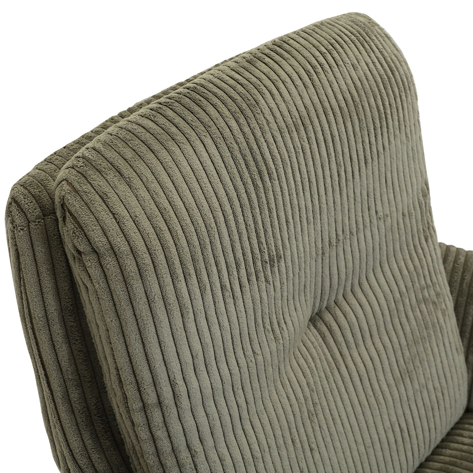 Nahaufnahme eines Armlehnstuhls mit grünem, geripptem Stoffbezug, Ansicht von hinten.