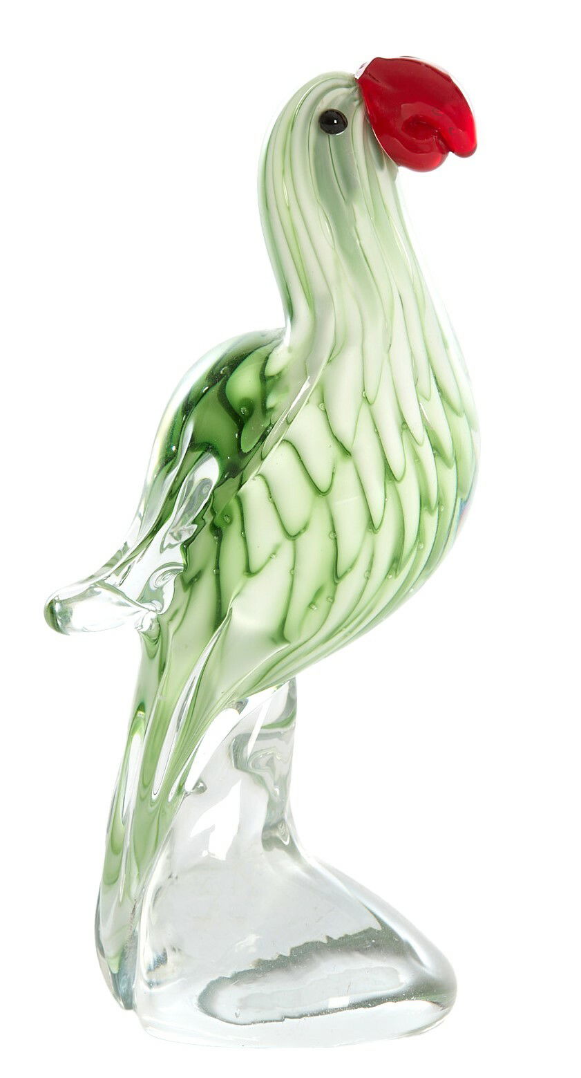 Glasornament in Form eines Papageis mit grünem Körper und rotem Schnabel, seitliche Perspektive