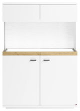 Frontansicht eines modernen weißen Highboards mit Holzdetails und schwarzen Griffen.