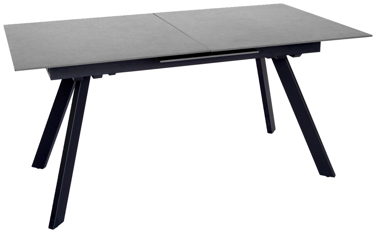 Moderner Esstisch mit grauer Tischplatte und schwarzen, schrägen Beinen, seitliche Perspektive