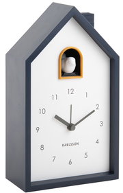 Moderner Wecker in Form eines Hauses mit Kuckuck, seitliche Perspektive