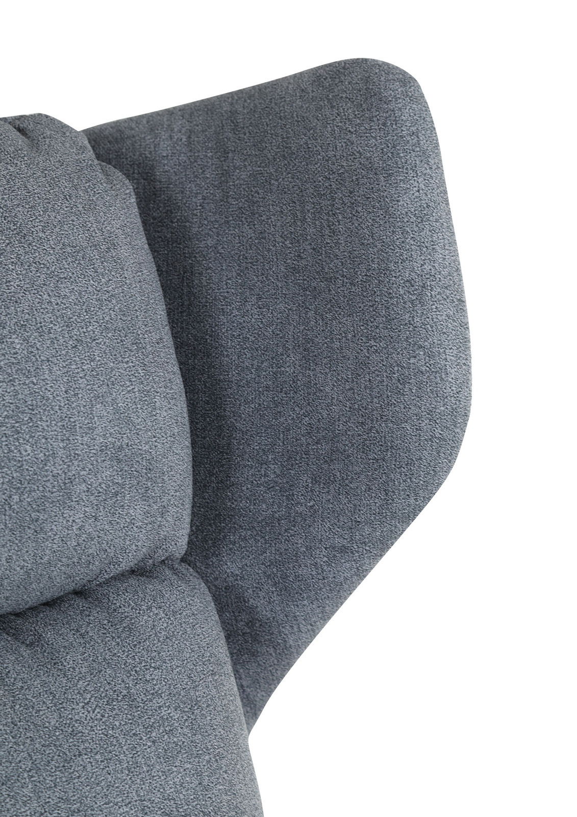 Nahaufnahme eines grauen Ohrensessels aus Stoff, Fokus auf die Rückenlehne und die seitliche Perspektive.