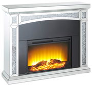 Elektrokamin mit glitzernden Verzierungen und realistischem Flammeneffekt, seitliche Perspektive