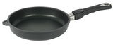 Schwarze Bratpfanne mit abnehmbarem Griff, seitliche Perspektive