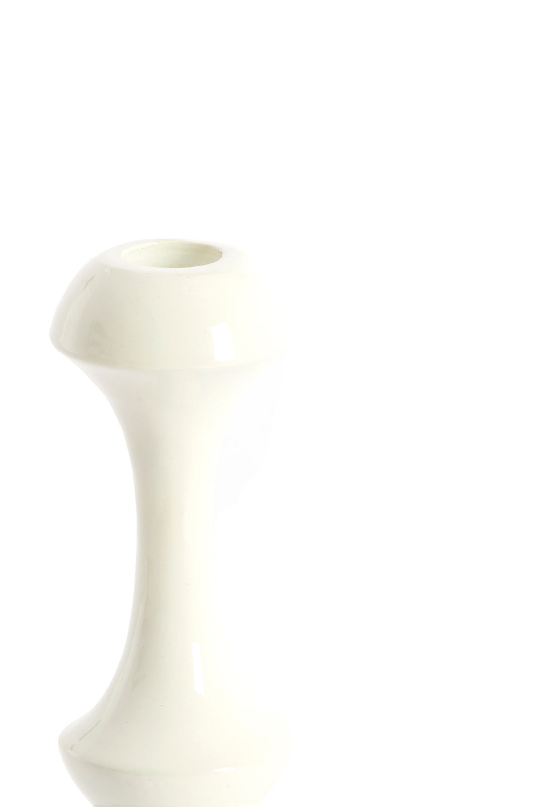 Weißer Kerzenständer aus Keramik, seitliche Perspektive