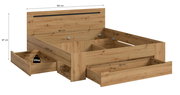 Holzbettgestell in Eiche-Optik mit hohem Kopfteil und zwei ausgezogenen Bettkästen, Maßeinblendungen sichtbar, Perspektive: schräg von vorn/seitlich (3/4-Ansicht)