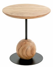 Moderner Beistelltisch aus Holz mit runder Tischplatte und kugelförmigem Sockel, seitliche Perspektive