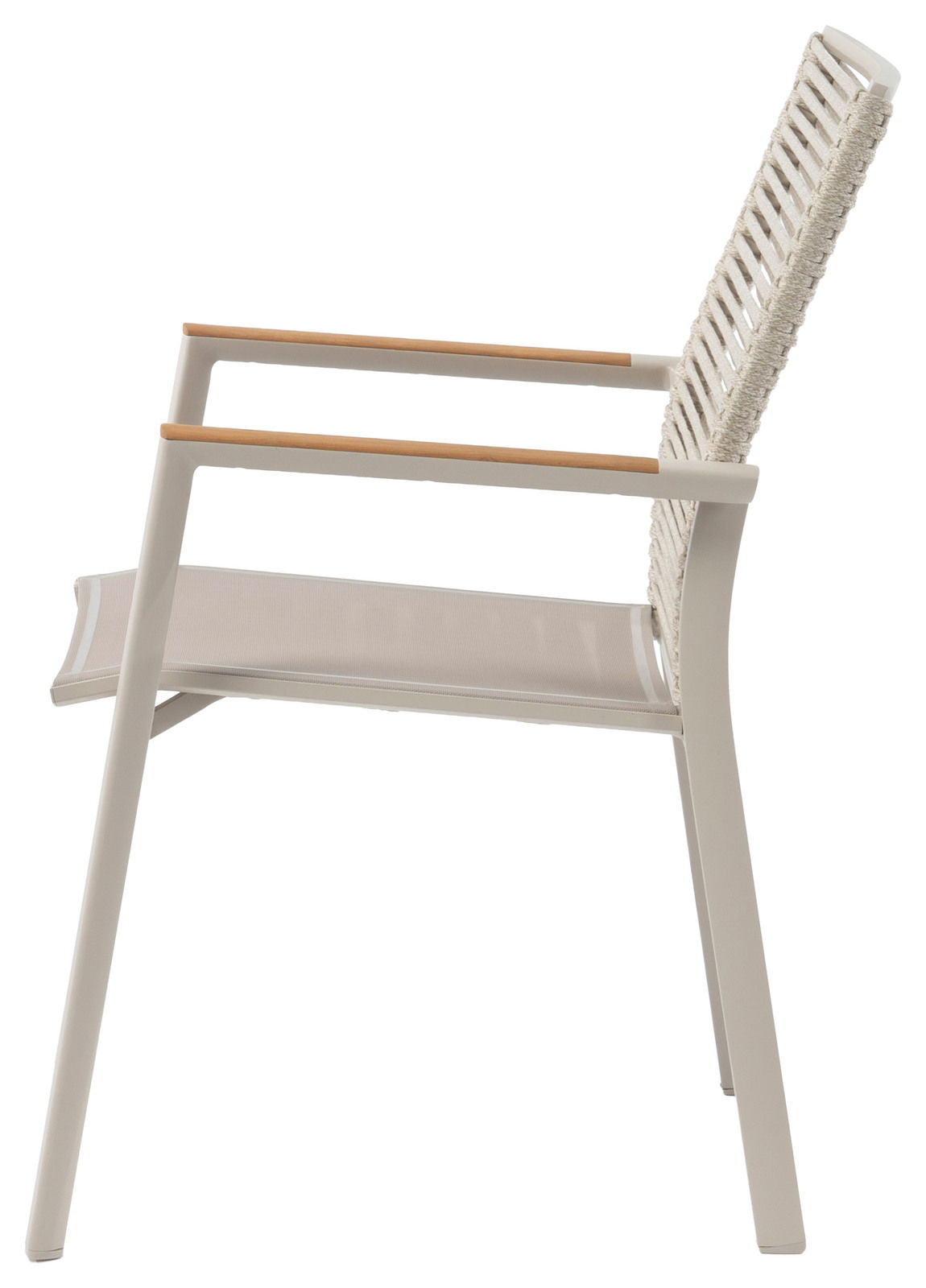 Seitenansicht eines modernen Stapelsessels mit hellem Metallrahmen und Holzarmlehnen.