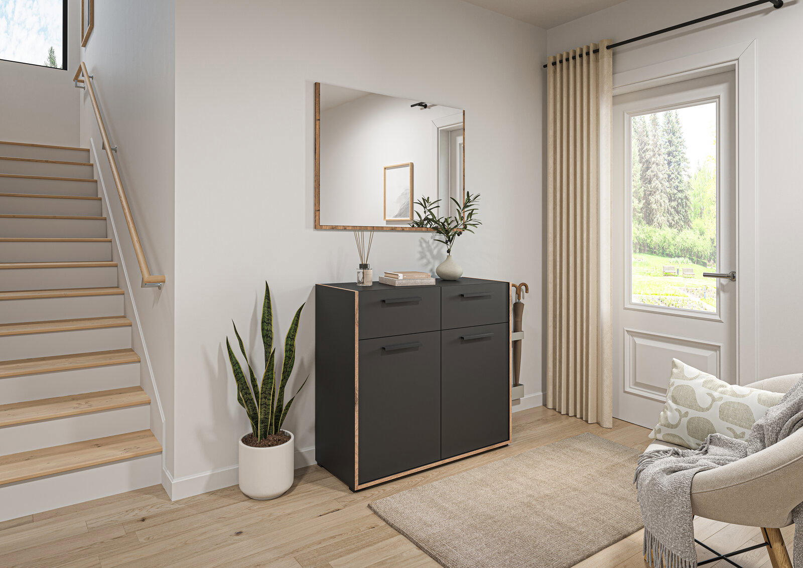 Moderne schwarze Kommode mit Holzrahmen und vier Türen im Flur, darüber ein rechteckiger Wandspiegel; seitliche Frontansicht in einem hellen Eingangsbereich neben Treppe und Fenster.