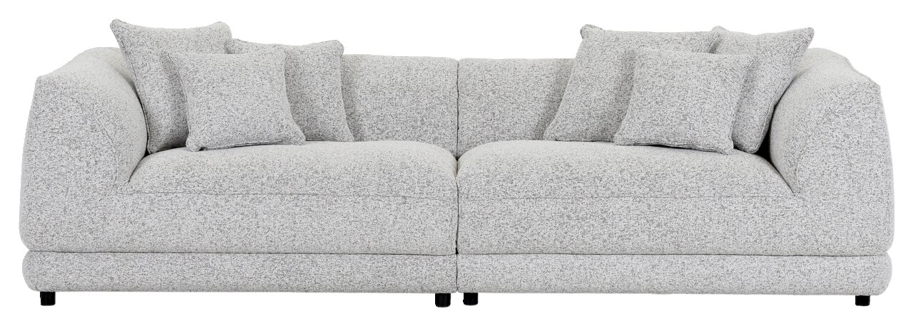 Frontale Ansicht eines großen, grauen Sofas mit mehreren Kissen.