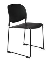 Schwarzer Stuhl mit Metallgestell, seitliche Perspektive