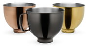 Drei Metallschüsseln in verschiedenen Farben (Kupfer, Schwarz, Gold) aus seitlicher Perspektive.