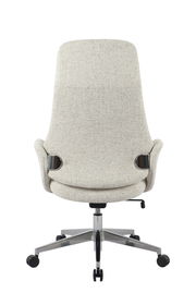 Rückansicht eines modernen Chefsessels mit hellgrauem Stoffbezug und verchromtem Fußkreuz auf Rollen.
