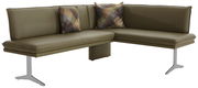 Moderne Eckbank in olivgrünem Leder mit zwei dekorativen Kissen, seitliche Perspektive
