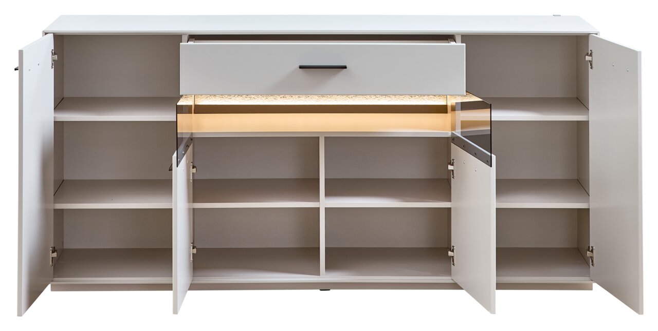 Frontale Ansicht eines weißen Sideboards mit offenen Türen und Schubladen, das mehrere Regalfächer zeigt.
