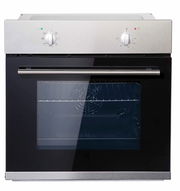 Moderner Einbauofen mit Edelstahlfront und Glastür, Frontalansicht