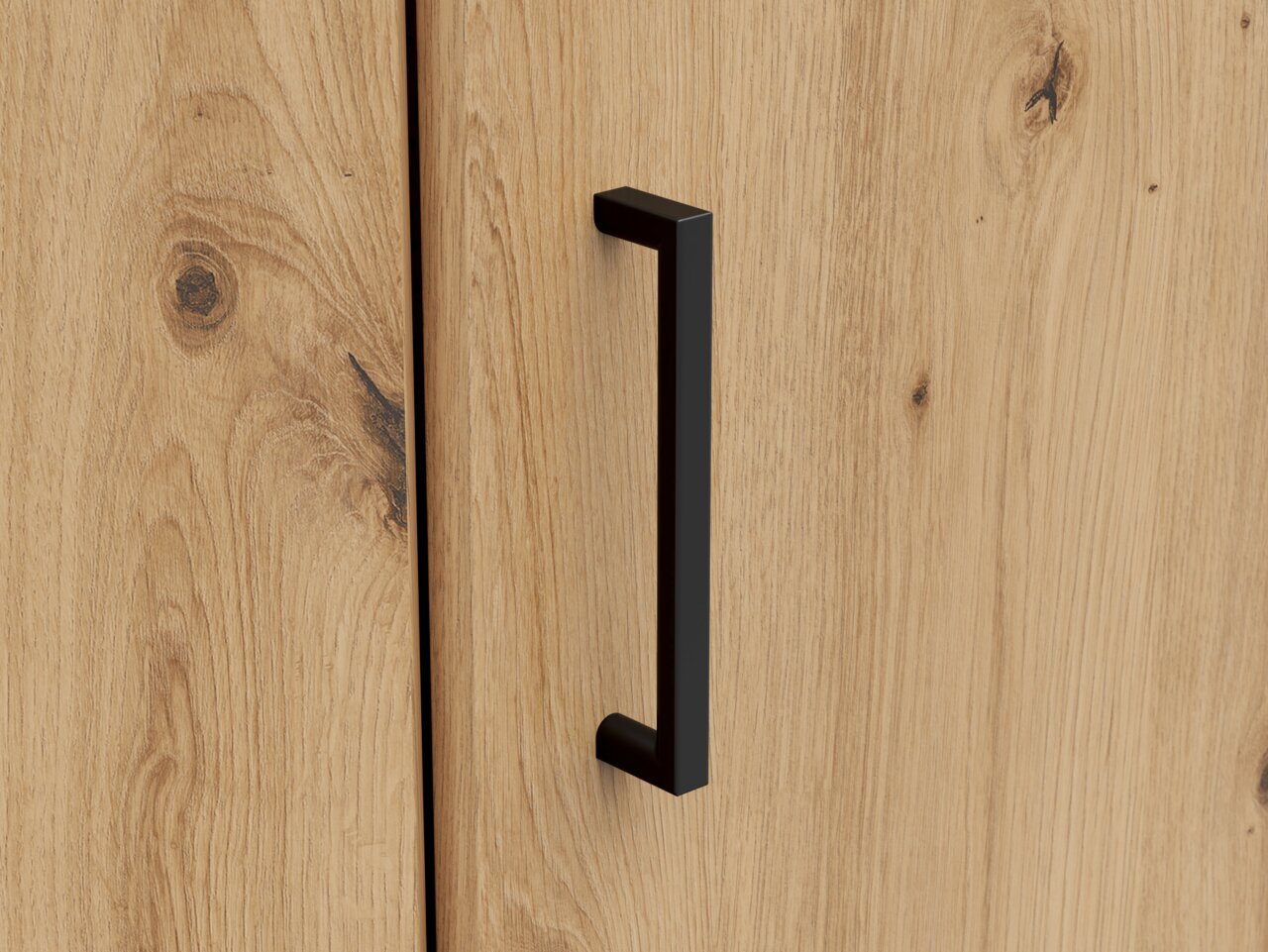 Nahaufnahme eines Holzschranks mit schwarzem Griff, Perspektive von vorne