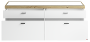 Frontansicht des TV-Lowboards Set one by Musterring LANCASTER mit weißem Korpus und Holzoberfläche, zwei offenen Schubladen.