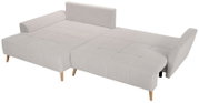 Helles, gepolstertes Schlafsofa mit Steppung, Armlehnen und Holzfüßen, in ausgeklappter Liegeposition; Ansicht schräg von vorne oben