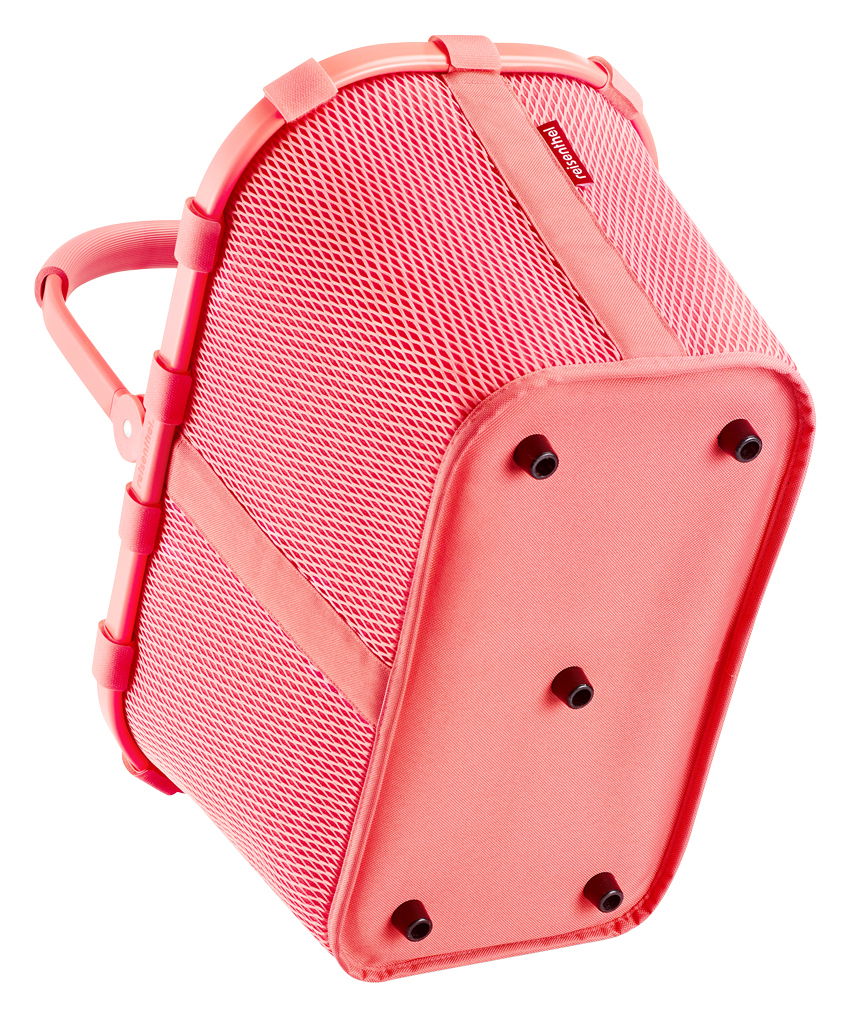 Roter Einkaufskorb aus Netzmaterial, schräg von unten fotografiert, mit stabilen Griffen und verstärktem Boden.
