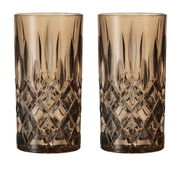 Zwei elegante Longdrinkgläser im Noblesse-Design mit facettiertem Muster, frontal abgebildet.