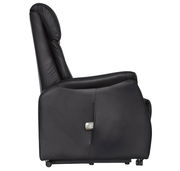 Seitliche Ansicht des Cantus Fernsehsessels PORTLAND in schwarzem Leder mit sichtbarem Bedienungselement.