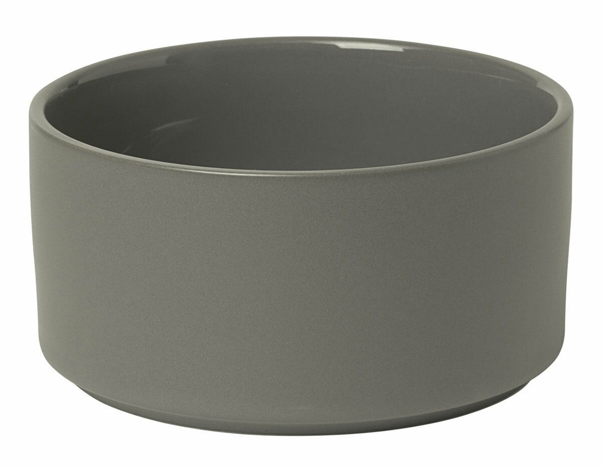Graue, zylindrische Schale aus der Seitenperspektive, Modell PILAR Pewter M, 620 ml.