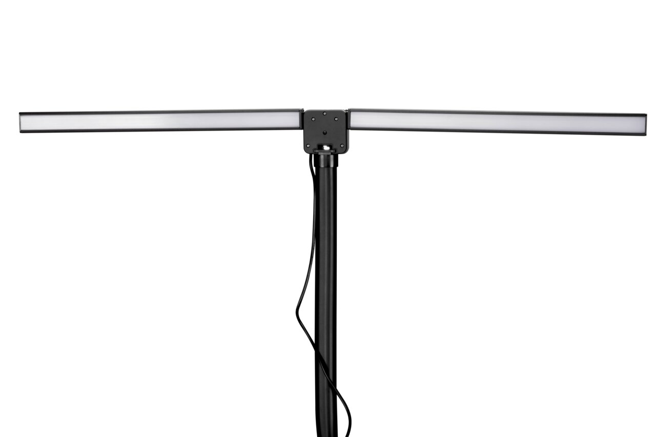 LED-Klemmleuchte mit zwei langen, horizontalen Leuchtarmen, frontal abgebildet